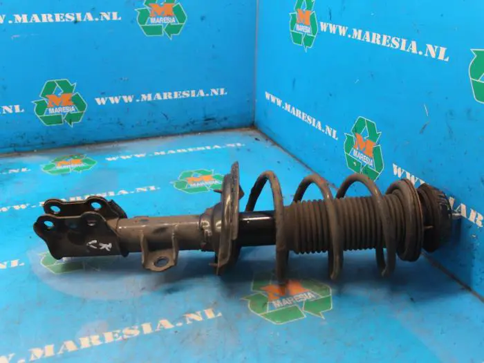 Front shock absorber rod, right Kia Rio