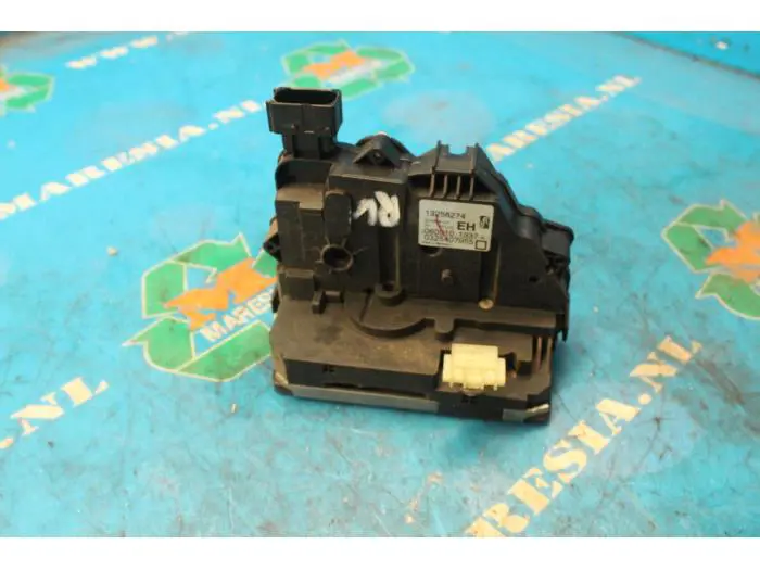 Front door lock mechanism 4-door, right Opel Corsa