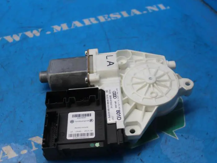 Door window motor Audi A3