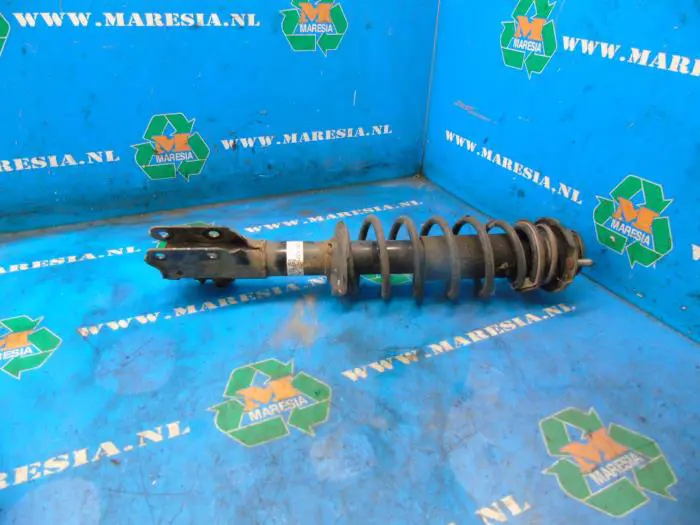 Front shock absorber rod, right Mitsubishi Space Star