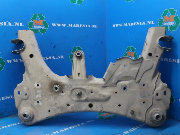 Subframe Renault Kangoo