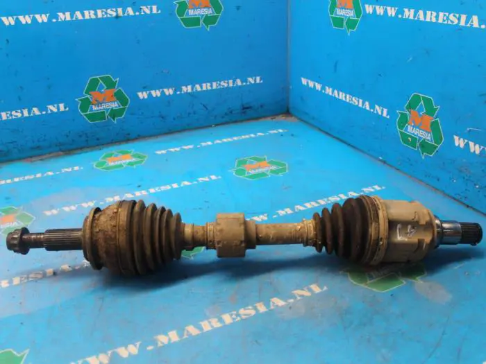 Front drive shaft, left Toyota Rav-4