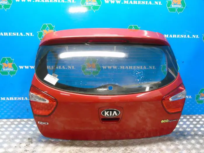 Tailgate Kia Rio