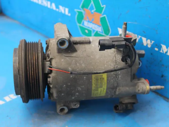 Air conditioning pump Ford Fiesta