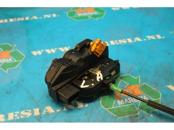 Rear door lock mechanism 4-door, left Chevrolet Aveo