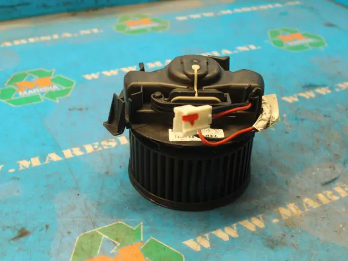 Heating and ventilation fan motor Nissan NV200