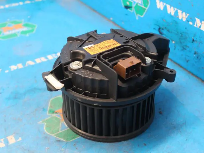 Heating and ventilation fan motor Audi A4