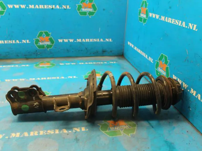 Front shock absorber rod, right Kia Rio