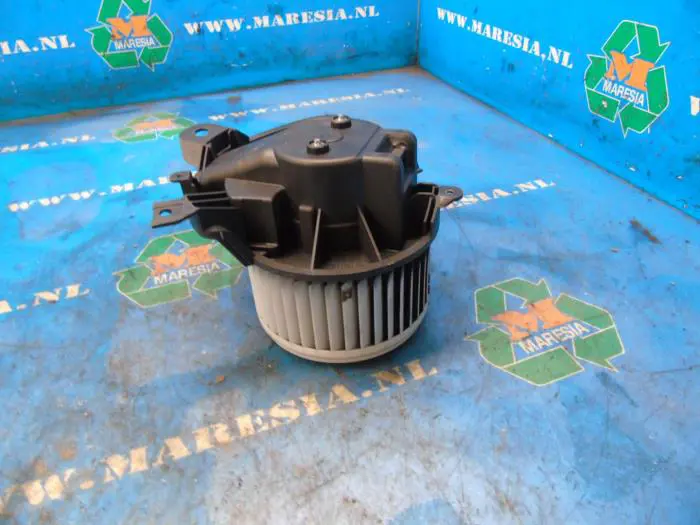 Heating and ventilation fan motor Fiat Fiorino