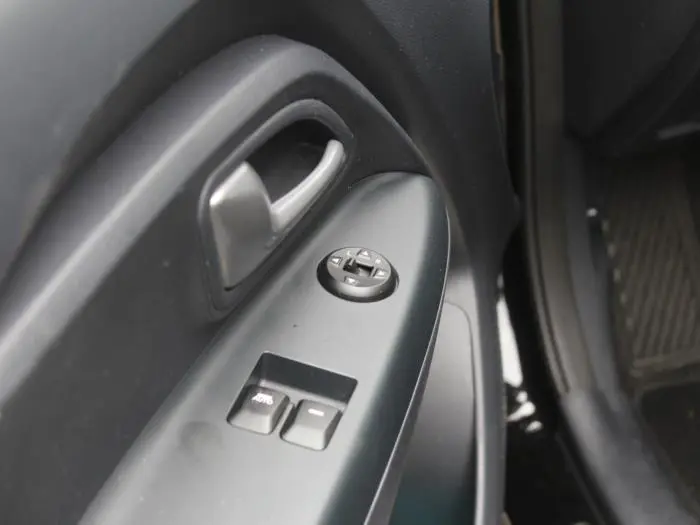 Window mechanism 4-door, front left Kia Rio