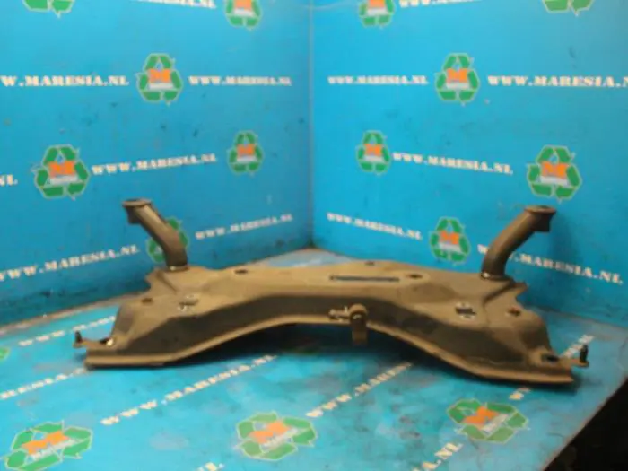 Subframe Suzuki Alto