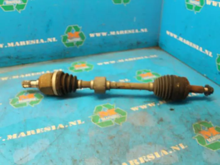 Front drive shaft, left Kia Cee'D