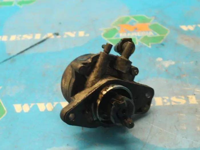 Vacuum pump (diesel) Opel Corsa