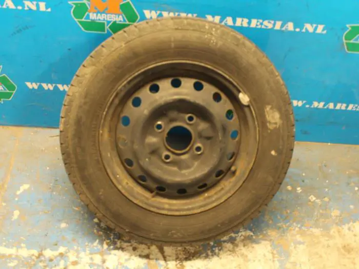 Velg + Band Nissan NV200