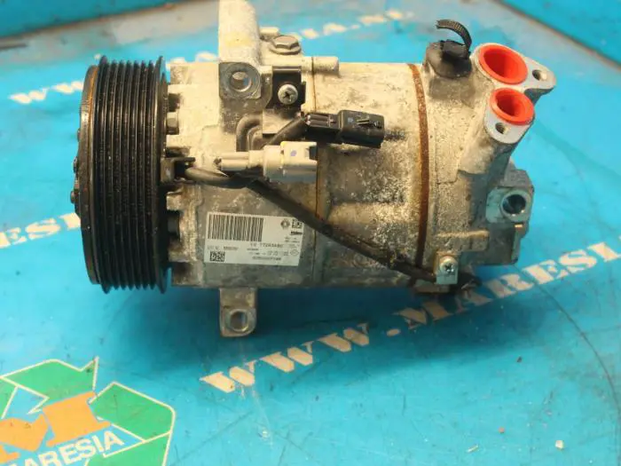 Air conditioning pump Renault Clio