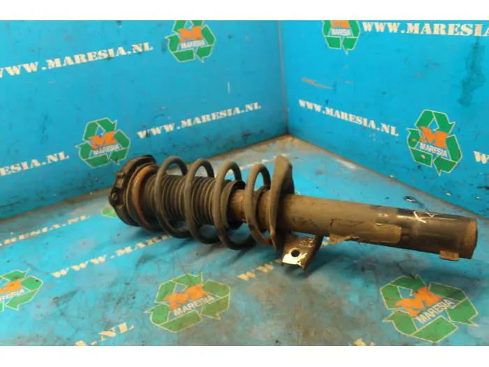 Front shock absorber rod, right Skoda Superb