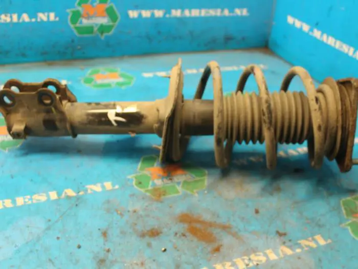 Front shock absorber rod, right Kia Cee'D