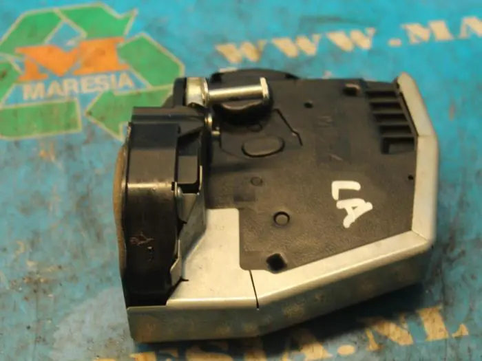 Rear door lock mechanism 4-door, left Toyota Yaris