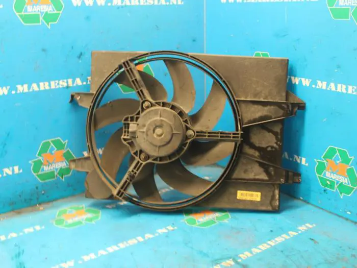 Cooling fans Ford Fusion