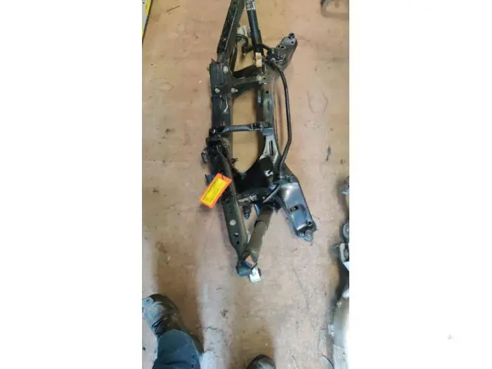 Subframe Nissan Qashqai+2