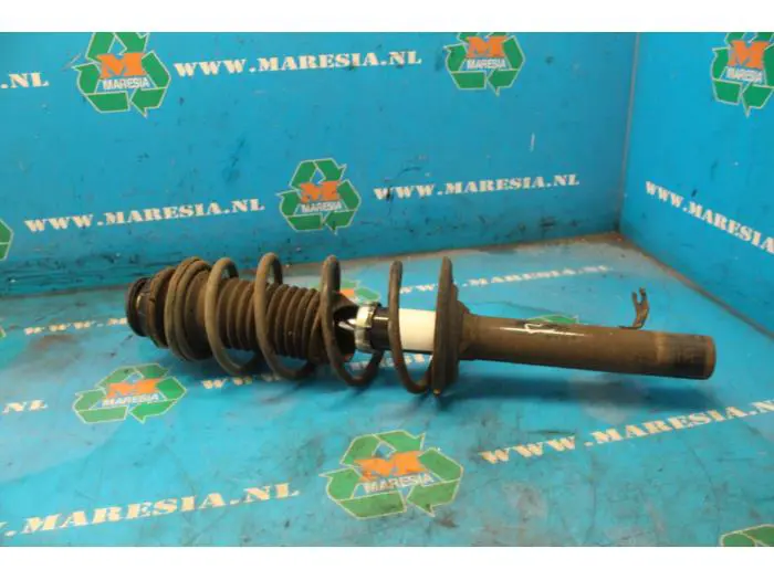 Front shock absorber rod, right Toyota Aygo