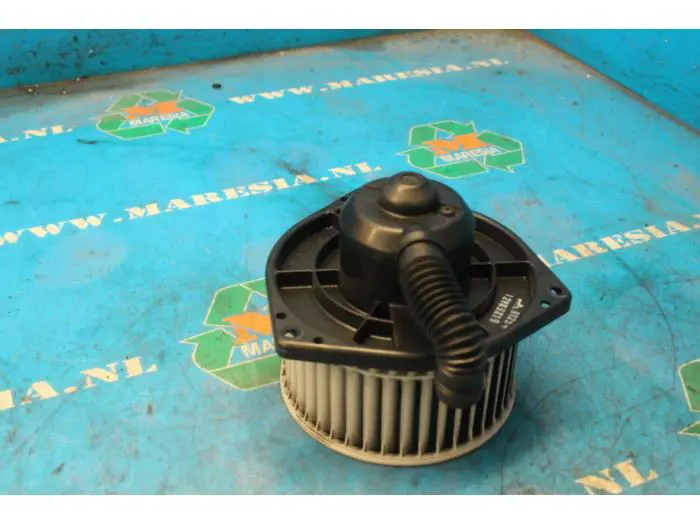 Heating and ventilation fan motor Nissan Almera