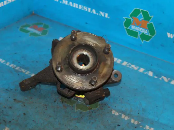 Knuckle, front right Mazda 121