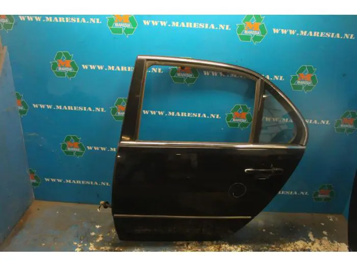 Rear door 4-door, left Lexus LS 430