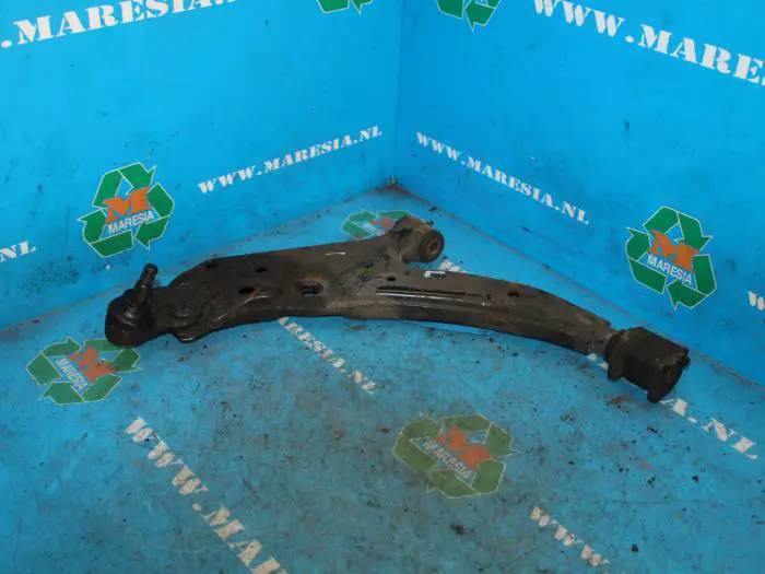 Front lower wishbone, left Toyota Starlet