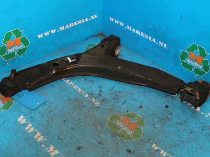 Front lower wishbone, left Daewoo Espero