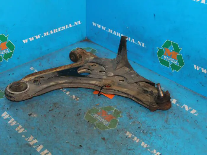 Front lower wishbone, right Volkswagen Lupo