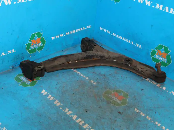 Front lower wishbone, right Daewoo Lanos