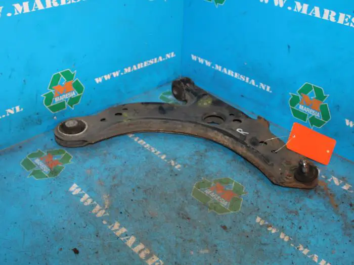 Front lower wishbone, right Seat Toledo