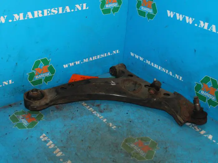 Front lower wishbone, right Toyota Carina