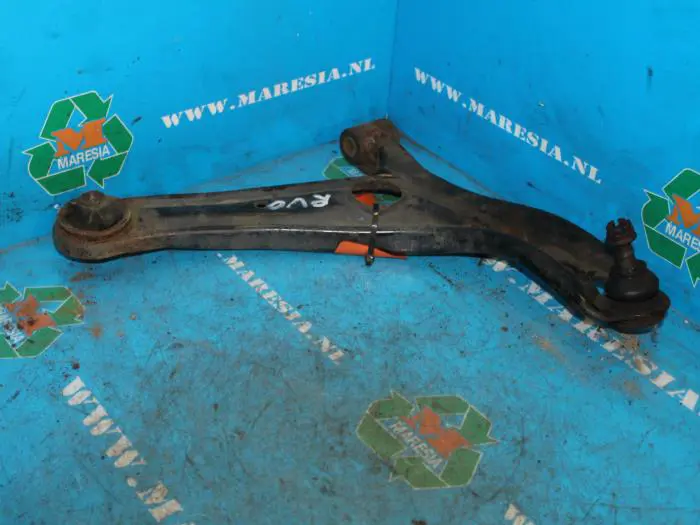 Front lower wishbone, right Toyota Yaris Verso