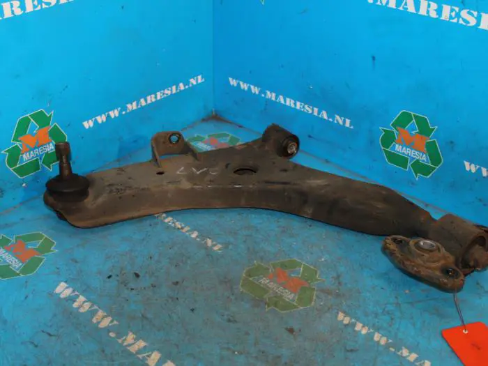 Front lower wishbone, left Hyundai Sonata