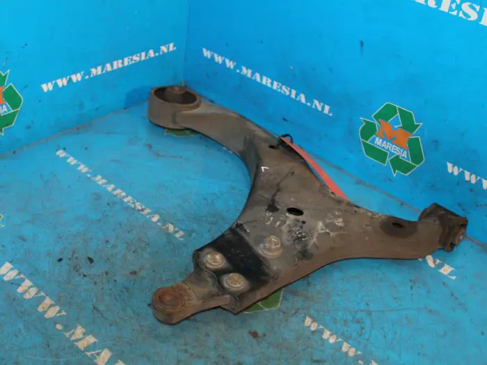 Front lower wishbone, left Hyundai I30