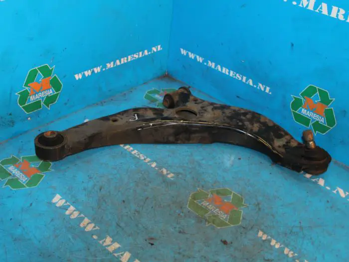 Front lower wishbone, right Mazda 323