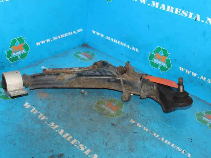 Front lower wishbone, right Nissan Maxima