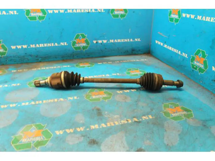 Front drive shaft, left Peugeot 107