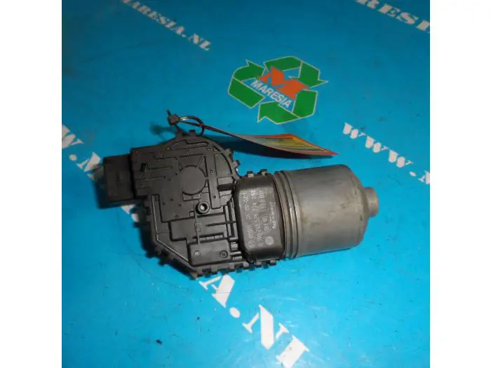 Front wiper motor Volkswagen Passat