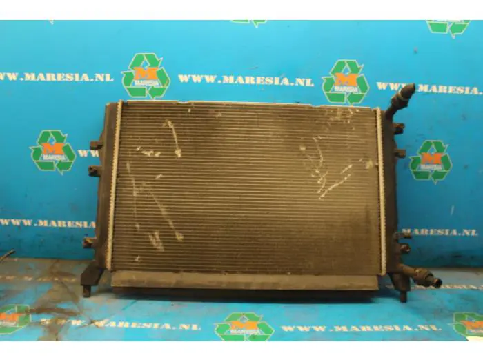 Radiator Volkswagen Golf