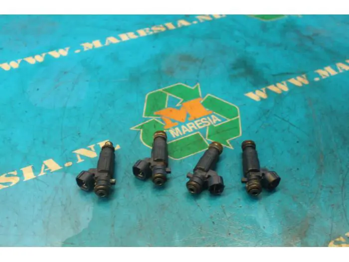 Injector (benzine injectie) Kia Pro Cee'd