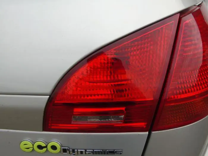 Taillight, right Kia Venga