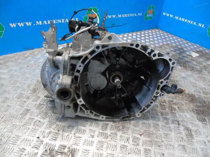 Gearbox Peugeot 3008