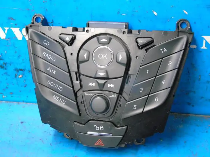 Radio control panel Ford Focus