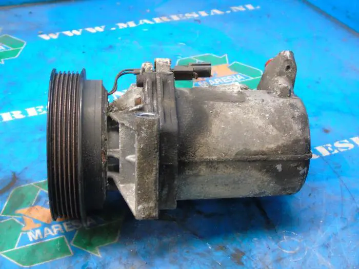 Air conditioning pump Nissan Juke