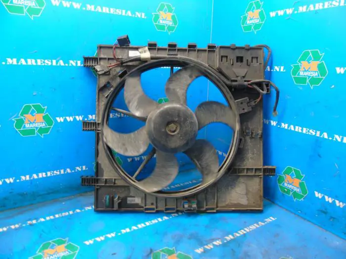 Cooling fans Mercedes Vito