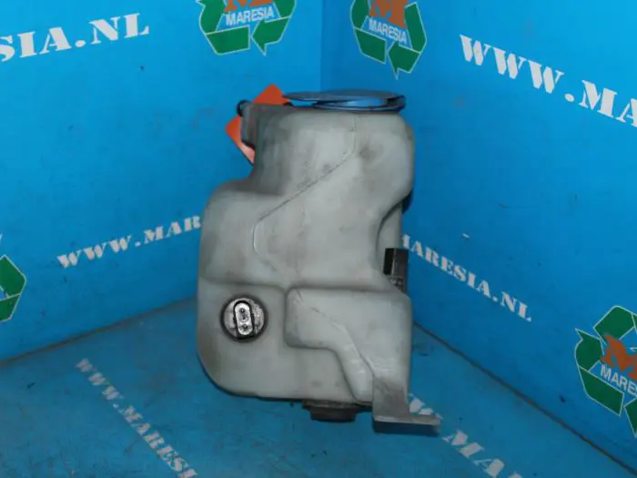 Front windscreen washer reservoir Seat Toledo