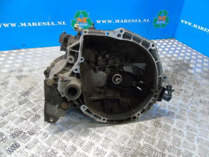 Gearbox Peugeot 208